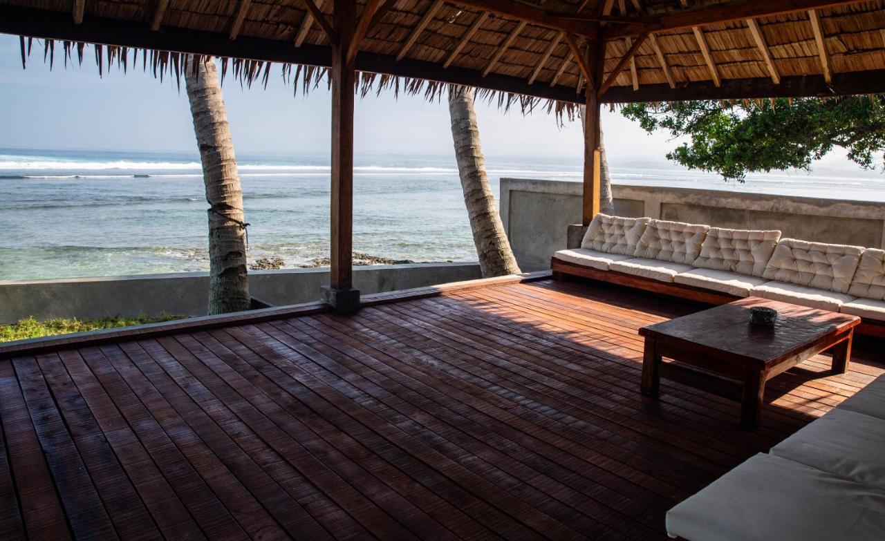 Krui The Ujung Bocur Bungalows מראה חיצוני תמונה