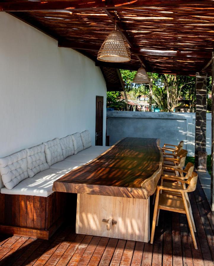 Krui The Ujung Bocur Bungalows מראה חיצוני תמונה