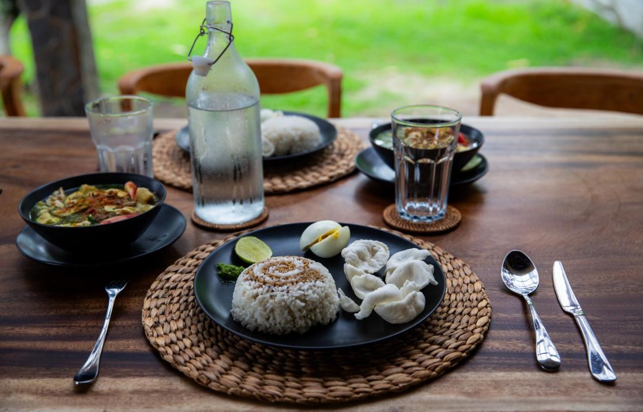 Krui The Ujung Bocur Bungalows מראה חיצוני תמונה
